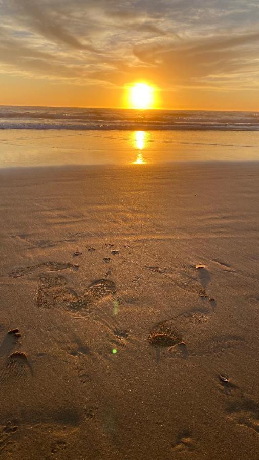 Rock'S Beach Spot Front Costa de Caparica Buitenkant foto
